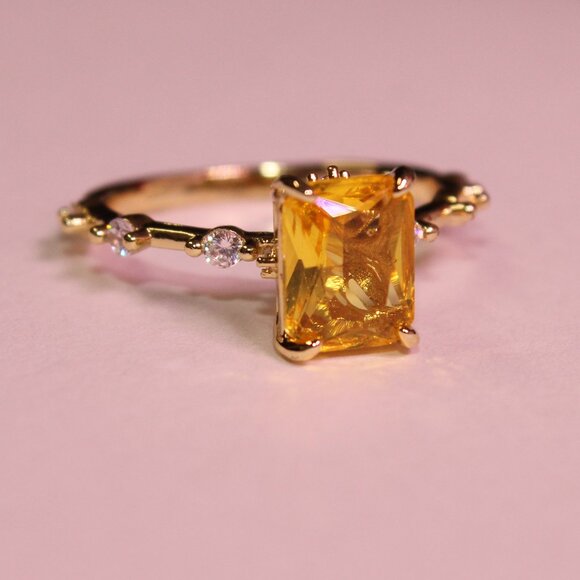 YELLOW GEMSTONE RING - Picture 10 of 11